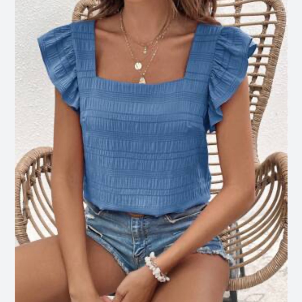 SHEIN Light Blue Textured Blouse with Ruffled Sleeves